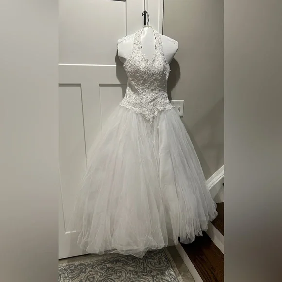 Oleg Cassini | Dresses | Wedding Dress Princess Style Size 4 Oleg Cassini  From Davids Bridal | Poshmark